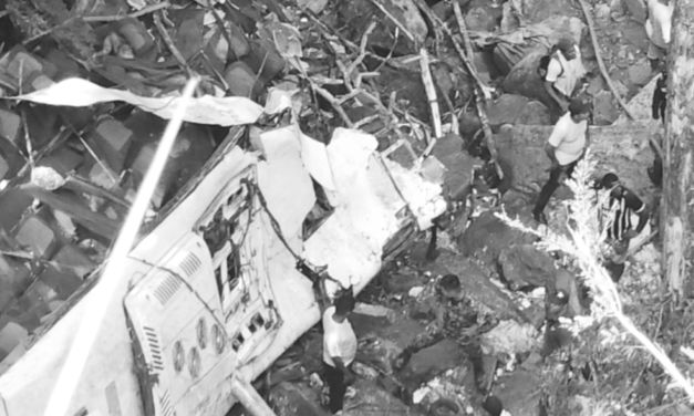 Volvieron al lugar donde todo se detuvo: sobrevivientes del Liceo Antioqueño regresaron al sitio del accidente