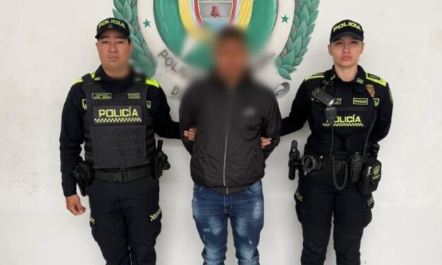 Capturan en Medellín a un hombre investigado por acto sexual contra su hijastra