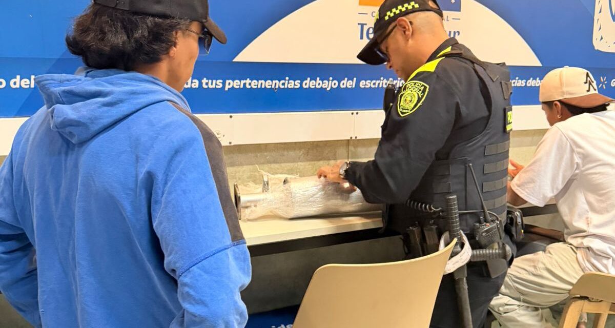 Hombre fue capturado en la Terminal del Sur de Medellín con base de coca oculta en un mofle