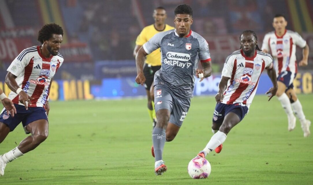 Junior y Santa Fe inician la disputa por la Superliga del fútbol colombiano