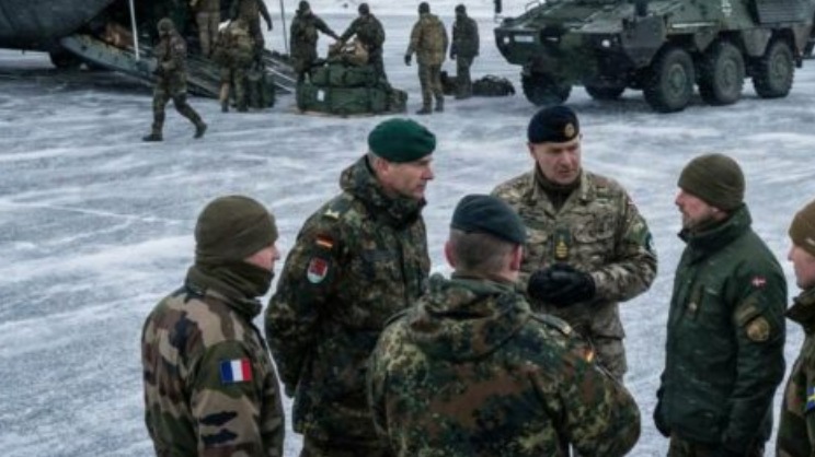 Dinamarca despliega tropas y al jefe del Ejército en Groenlandia en medio de tensiones con EE.UU.