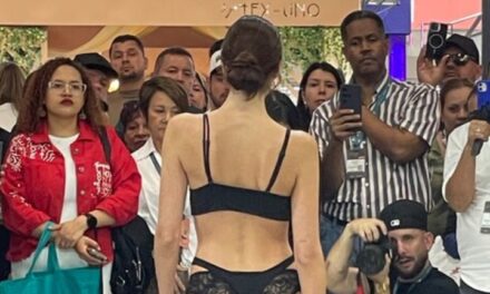 Alta tecnología aplicada a prendas femeninas marca la tendencia en Colombiatex 2026