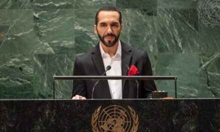 EE.UU. y El Salvador firman acuerdo comercial que elimina arancel del 10% a exportaciones salvadoreñas