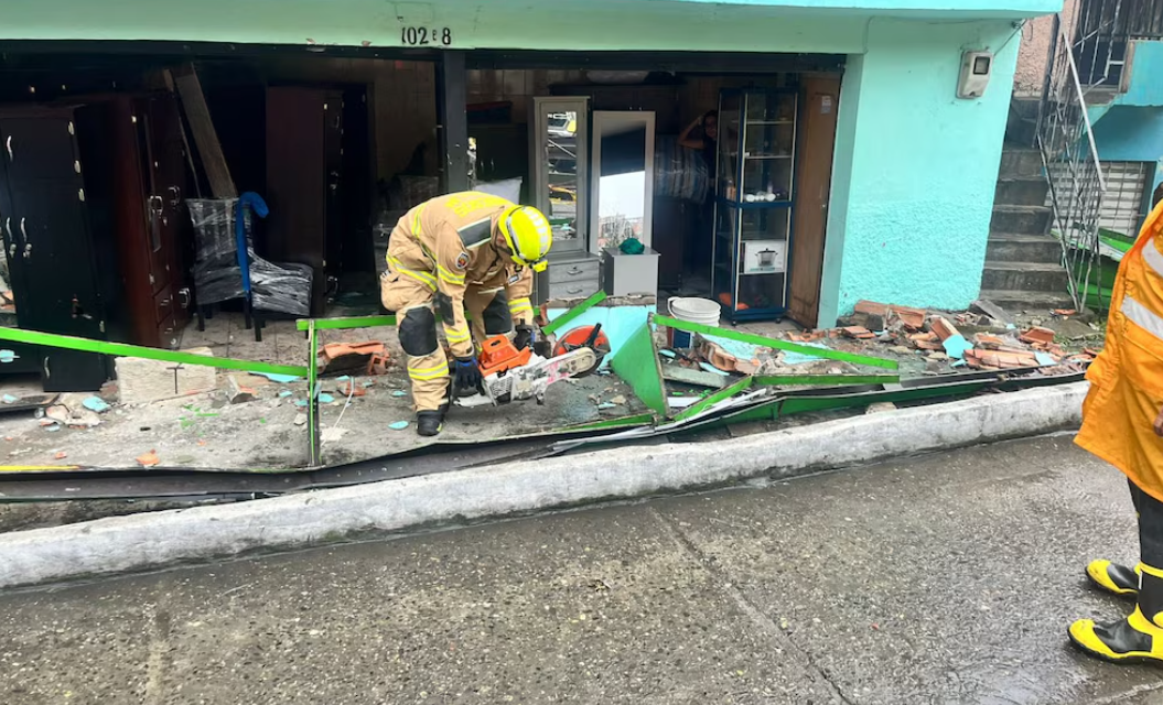 Copacabana eleva alerta roja por fuertes lluvias y emergencias viales
