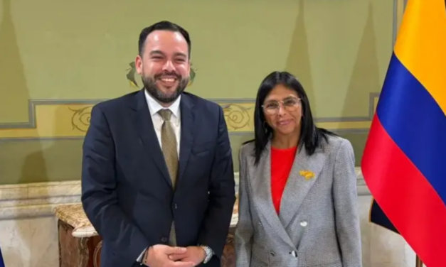 Avanza integración energética con Venezuela