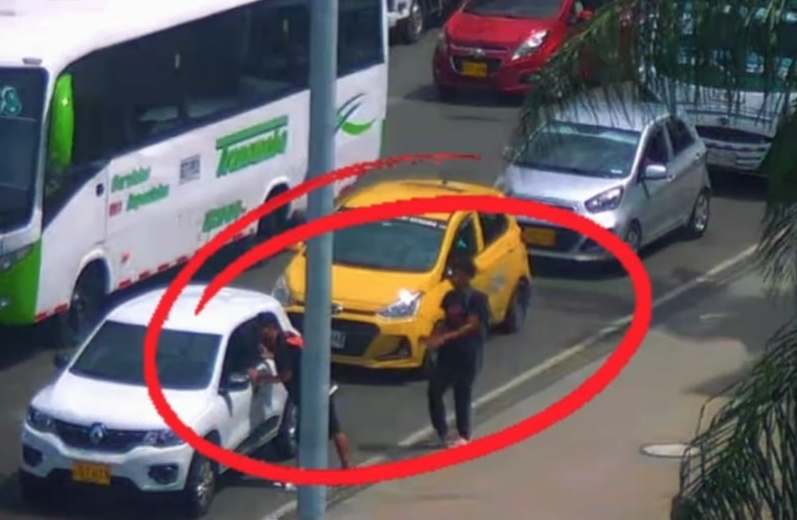 Cámaras de seguridad permitieron captura de dos presuntos ladrones en La Candelaria