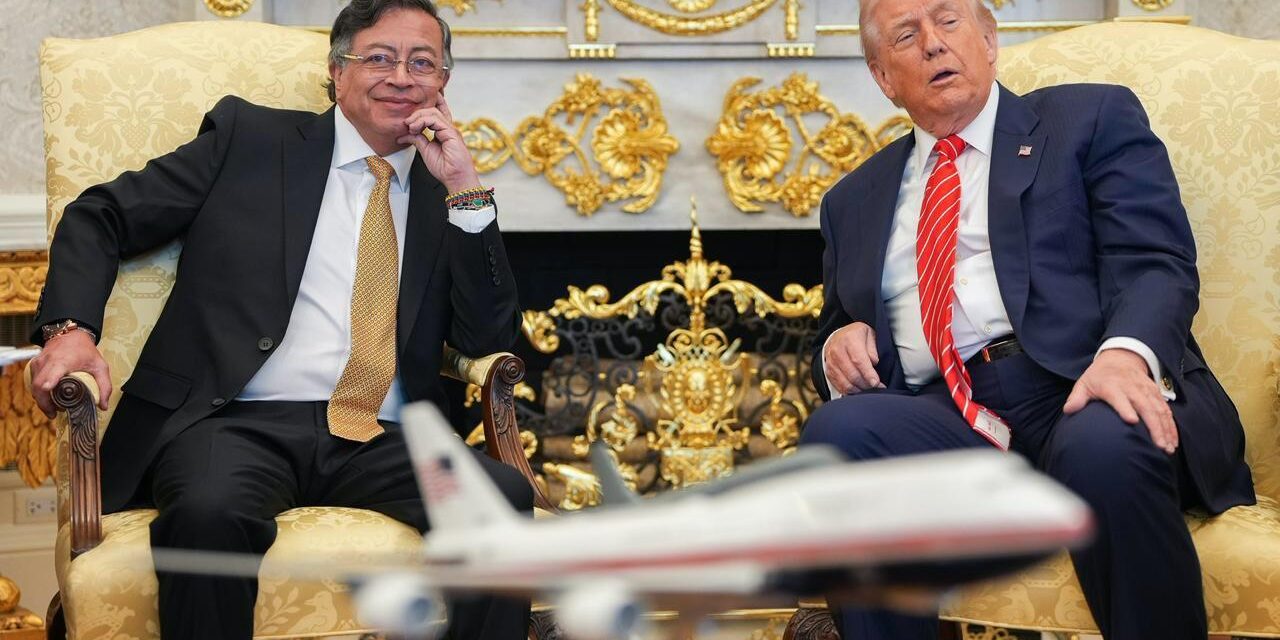 Petro y Trump se saludan con apretón de manos en su primer encuentro en la Casa Blanca