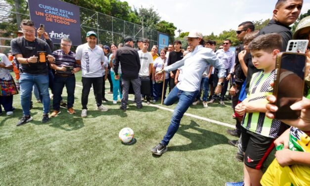 Medellín entrega cancha La Mansión con estándar FIFA