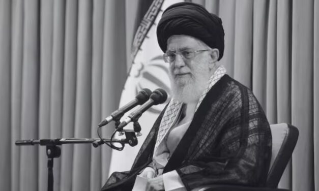 Irán prepara sepultura de Alí Jamenei en Mashhad