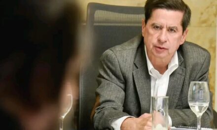 Juan Fernando Cristo anuncia que no participará en la primera vuelta presidencial de 2026