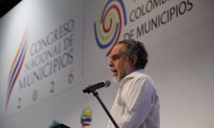 Benedetti destaca participación ciudadana y respaldo a reformas sociales tras elecciones al Congreso