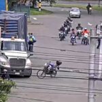 Identifican camión involucrado en la muerte de una motociclista en Medellín