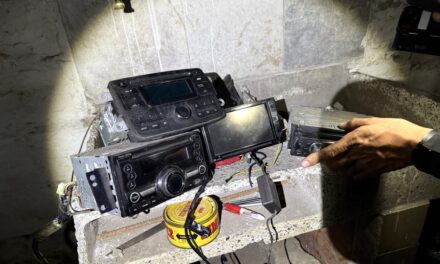 Desmantelan ‘deshuesadero’ de carros que operaba como parqueadero en el centro de Medellín