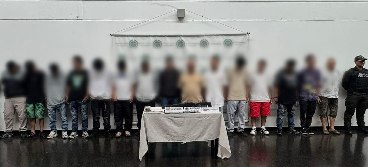 Golpe al crimen en Bello: capturan a 17 presuntos integrantes del GDO Pachelly y afectan sus finanzas ilegales