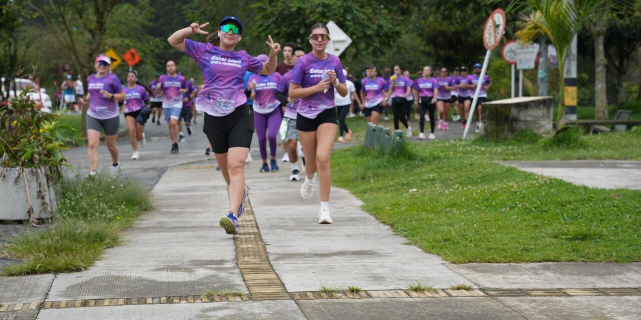 Más de 2.500 personas participaron en carrera por el bienestar de las mujeres en Rionegro