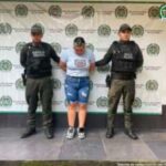 Imputan a empleada bancaria por presunto vínculo con red de extorsión carcelaria en Caldas