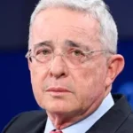 Álvaro Uribe: Cepeda pide revisar su absolución