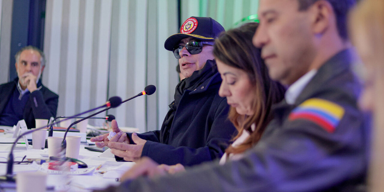 Petro cuestiona al Banco de la República por alza de tasas y advierte impacto en la economía fronteriza