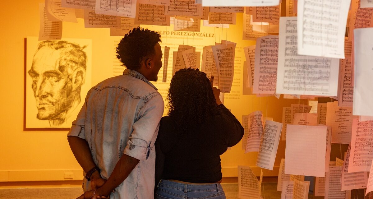 El legado de Rodolfo Pérez González llega al MUUA con una exposición que recorre siete décadas de arte