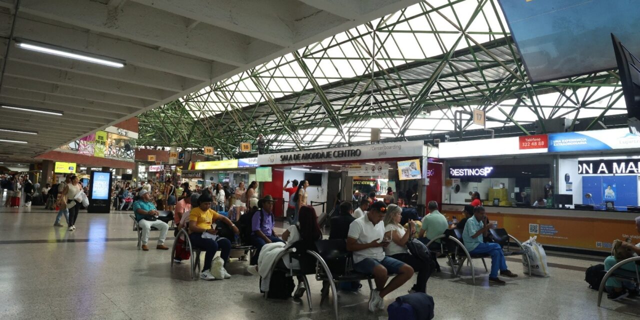 Así se mueve la Terminal del Norte de Medellín en temporada alta