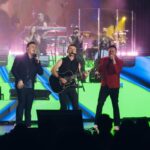 Fonseca llenó el Auditorio Nacional de México y cerró su “Tropicalia Tour” con sold out