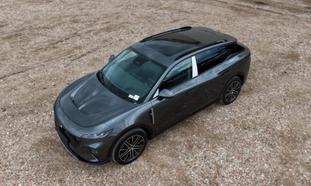 Medellín lidera el crecimiento de vehículos eléctricos con aumento superior al 450% en marzo