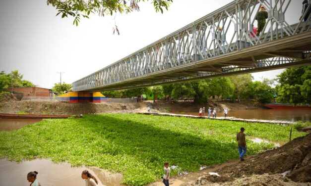 Puente en Guaranda mejora la conectividad rural tras décadas de espera