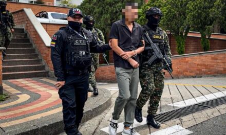 Capturan en Medellín a presunto enlace financiero de disidencias con operaciones en Cauca y Valle