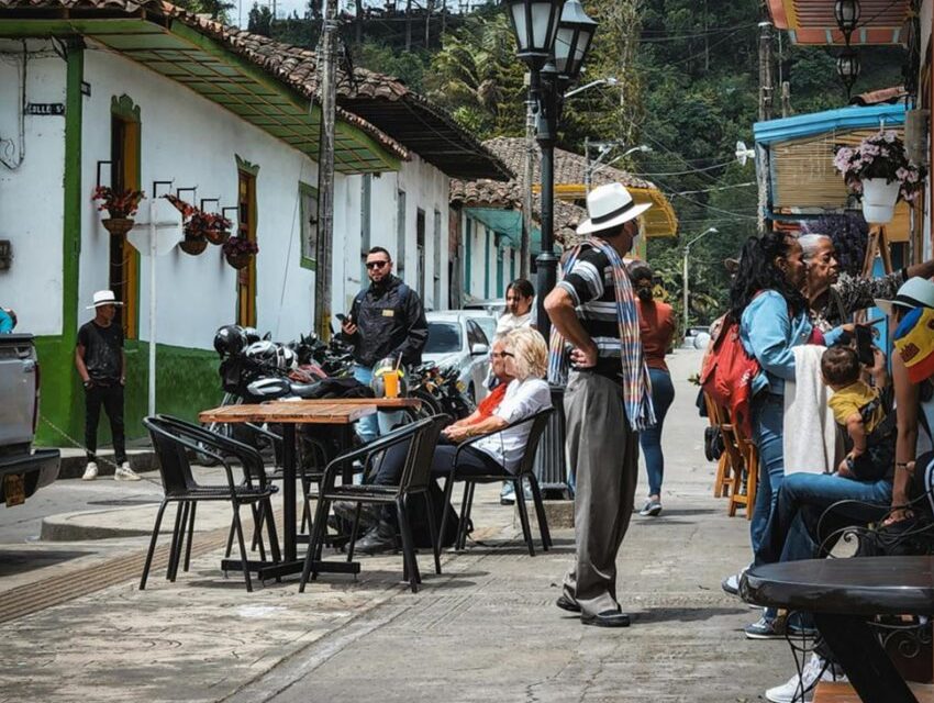 Nuevas reglas para el turismo en Antioquia por riesgo de fiebre amarilla