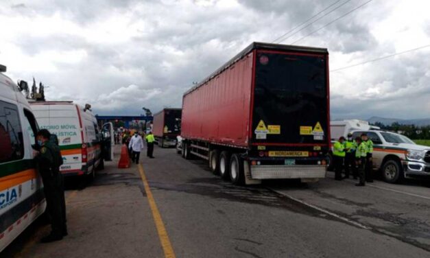 Cinco muertos y 18 heridos deja accidente múltiple en Ubaté; autoridades insisten en prevención vial
