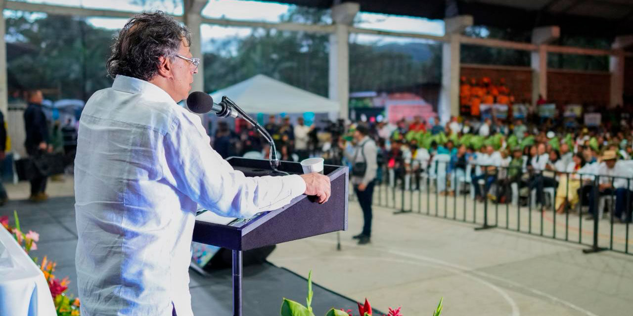 Choque entre Petro y la Corte Suprema reabre debate sobre la Reforma Agraria en Colombia
