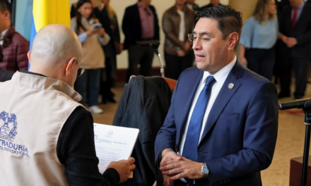 Colombianos en el exterior iniciaron votaciones presidenciales en 67 países