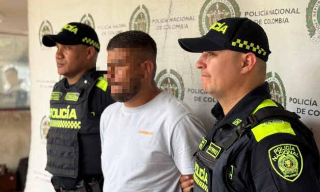 Persecución en Medellín termina con captura de dos presuntos responsables de hurtos
