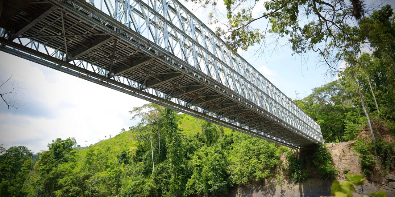 UNGRD inspeccionó puente sobre el río Quiratá que beneficia a comunidades rurales de Santander