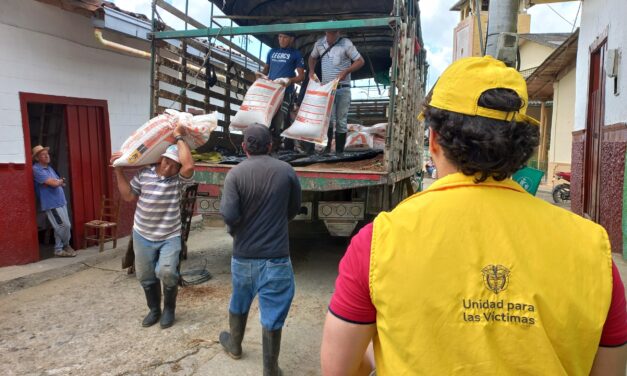Ganadería y trabajo comunitario impulsan la recuperación de familias víctimas del conflicto en Antioquia