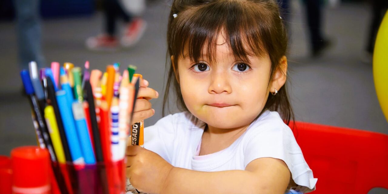 Niños en Colombia ahorran más y destinan sus recursos principalmente a educación