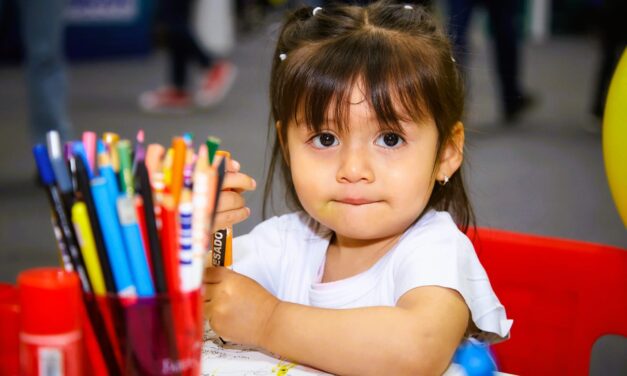 Niños en Colombia ahorran más y destinan sus recursos principalmente a educación