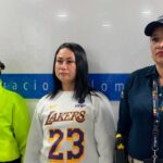 Capturan y expulsan desde Chile a alias ‘Pelirroja’, señalada de homicidio agravado en Colombia