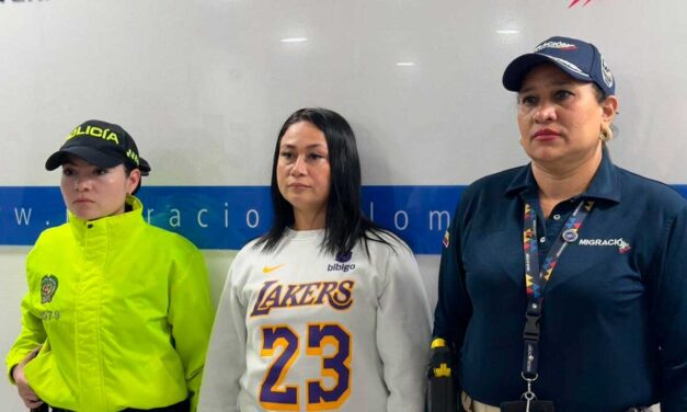 Capturan y expulsan desde Chile a alias ‘Pelirroja’, señalada de homicidio agravado en Colombia