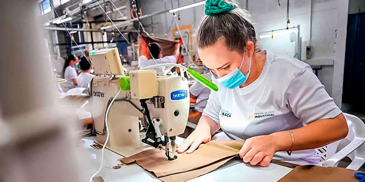 Exportaciones manufactureras y agroindustriales impulsan crecimiento económico de Colombia en 2026