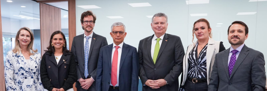 Colombia acelera modernización aduanera con apoyo internacional y países EFTA