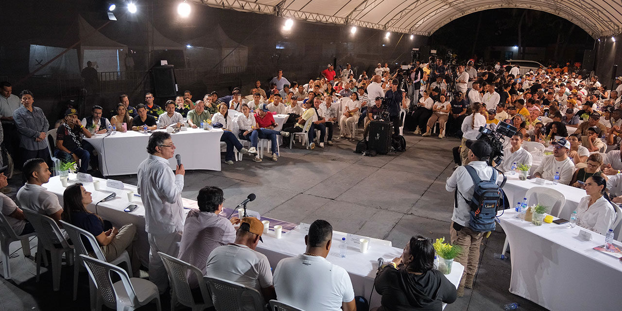 Petro ordena plan urgente para recuperar playas afectadas por crisis climática en la Costa Caribe