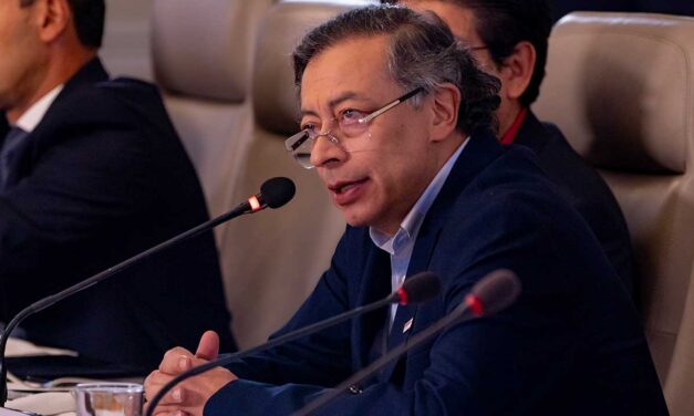Petro pide investigar presunta injerencia extranjera en elecciones de Colombia y México