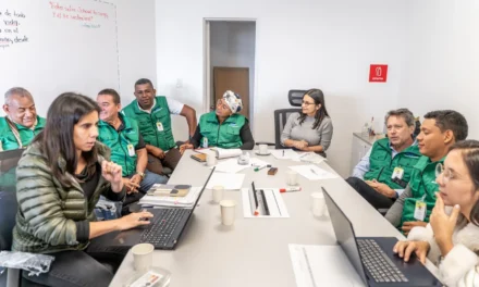 Veedores de La Mojana viajaron a Bogotá para revisar proyectos del Fondo Adaptación y reforzar el control social