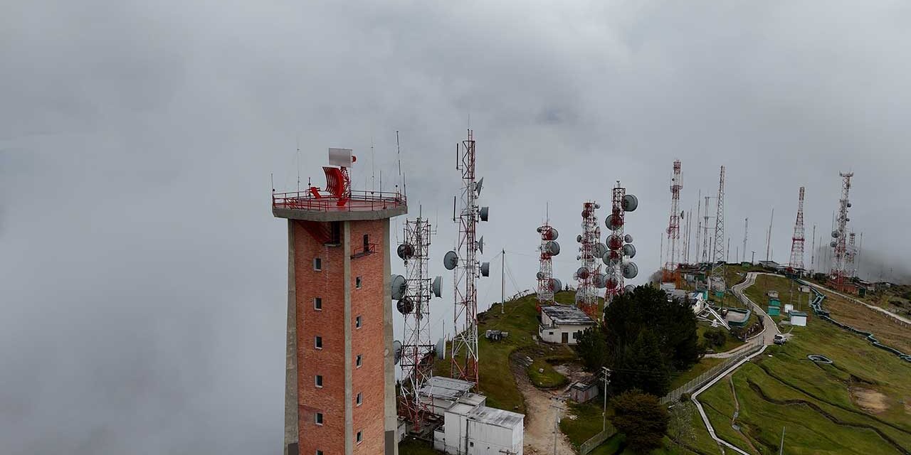 Gobierno refuerza vigilancia aérea con revisión del radar El Picacho en Bucaramanga