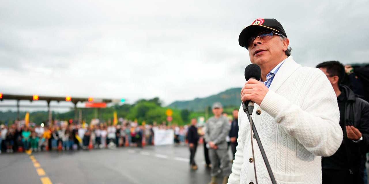 Petro oficializa tarifa diferencial de $700 en peajes de la Autopista del Café y plantea eliminar peajes de forma progresiva