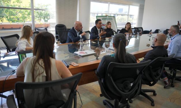 Corantioquia y Quebradona firman alianza para fortalecer la protección ambiental en el Suroeste antioqueño