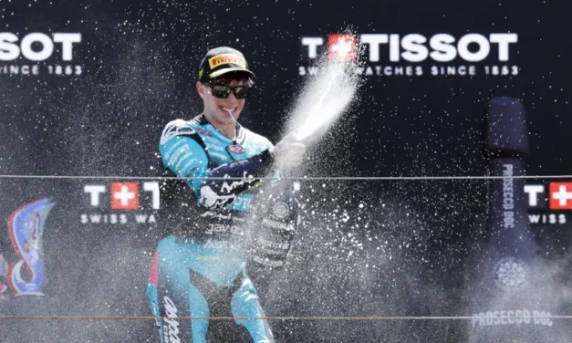 Victoria de David Alonso en Assen: ganó el GP de Países Bajos de Moto2 por 0,024 segundos