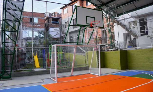 Renovada placa polideportiva de La Raíz abre sus puertas tras inversión de $515 millones