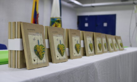 “Los extraños”: el libro escrito por 68 mujeres privadas de la libertad en la cárcel El Pedregal